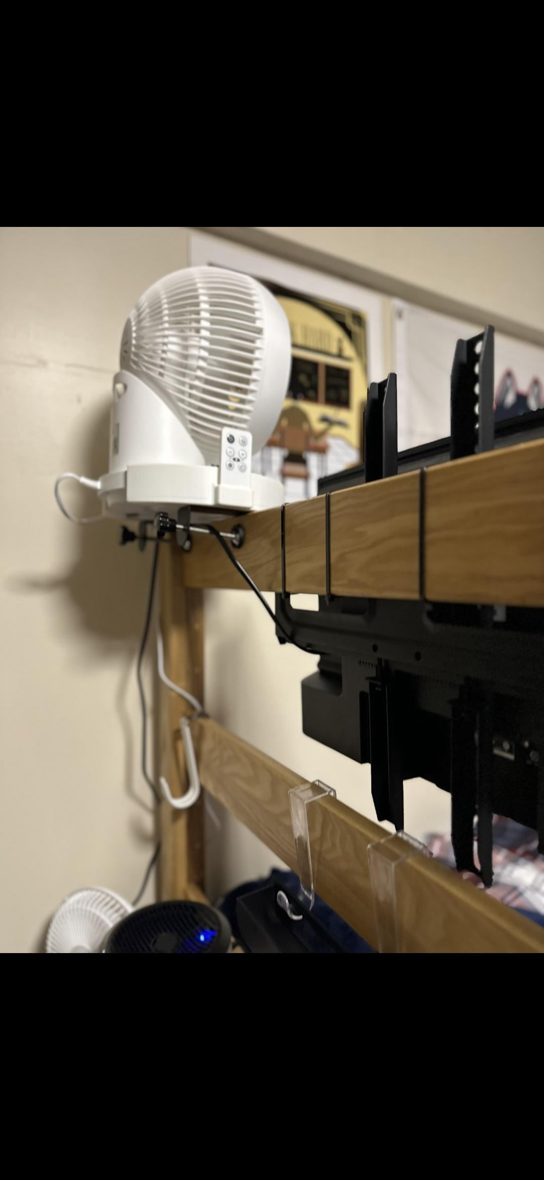 Woozoo Fan Holder "Breeze Buddy" - Dorm & Bunk Bed Mount